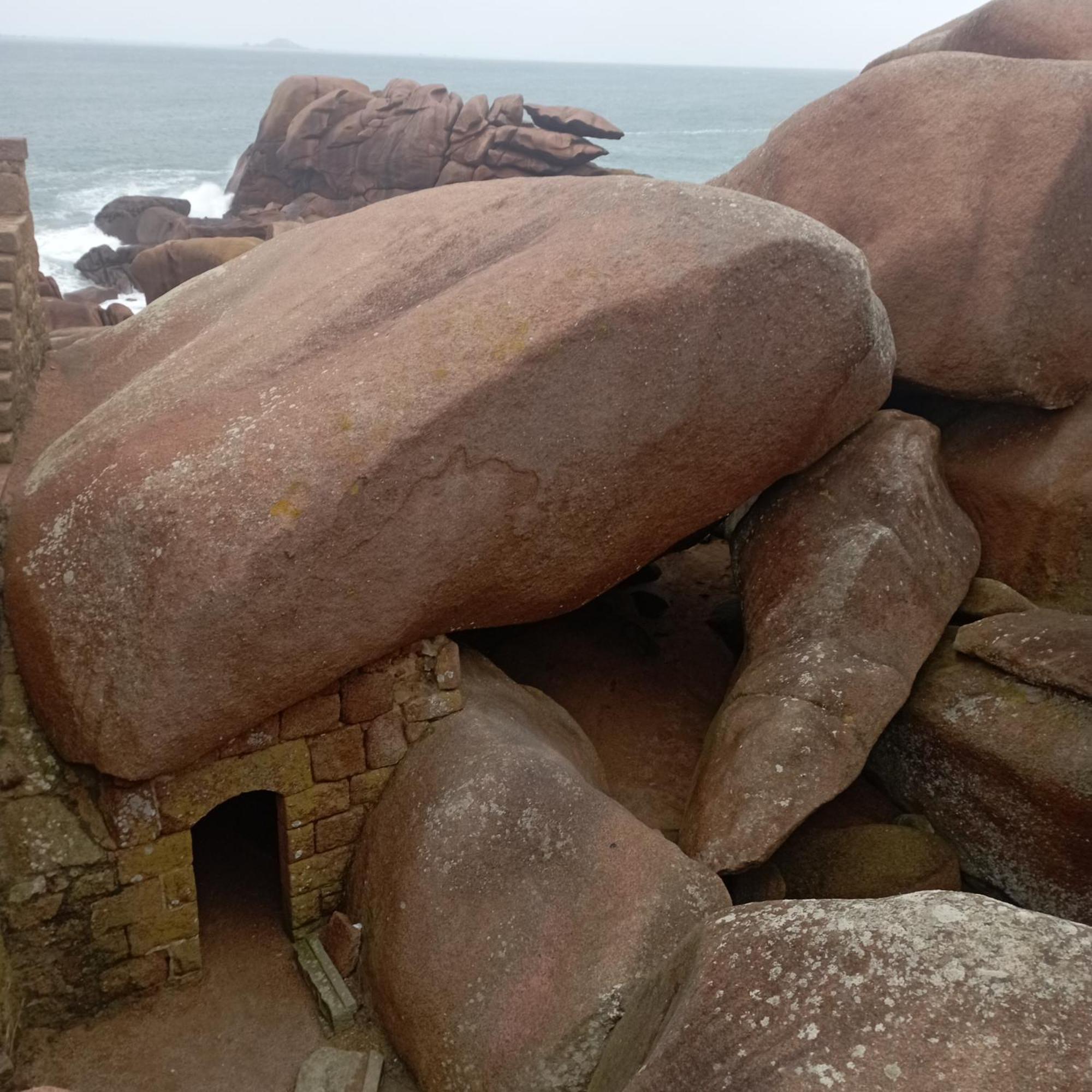 Cosy 3 Etoiles A 25 Mn De La Cote De Granit Rose Hébergement de vacances Bégard
