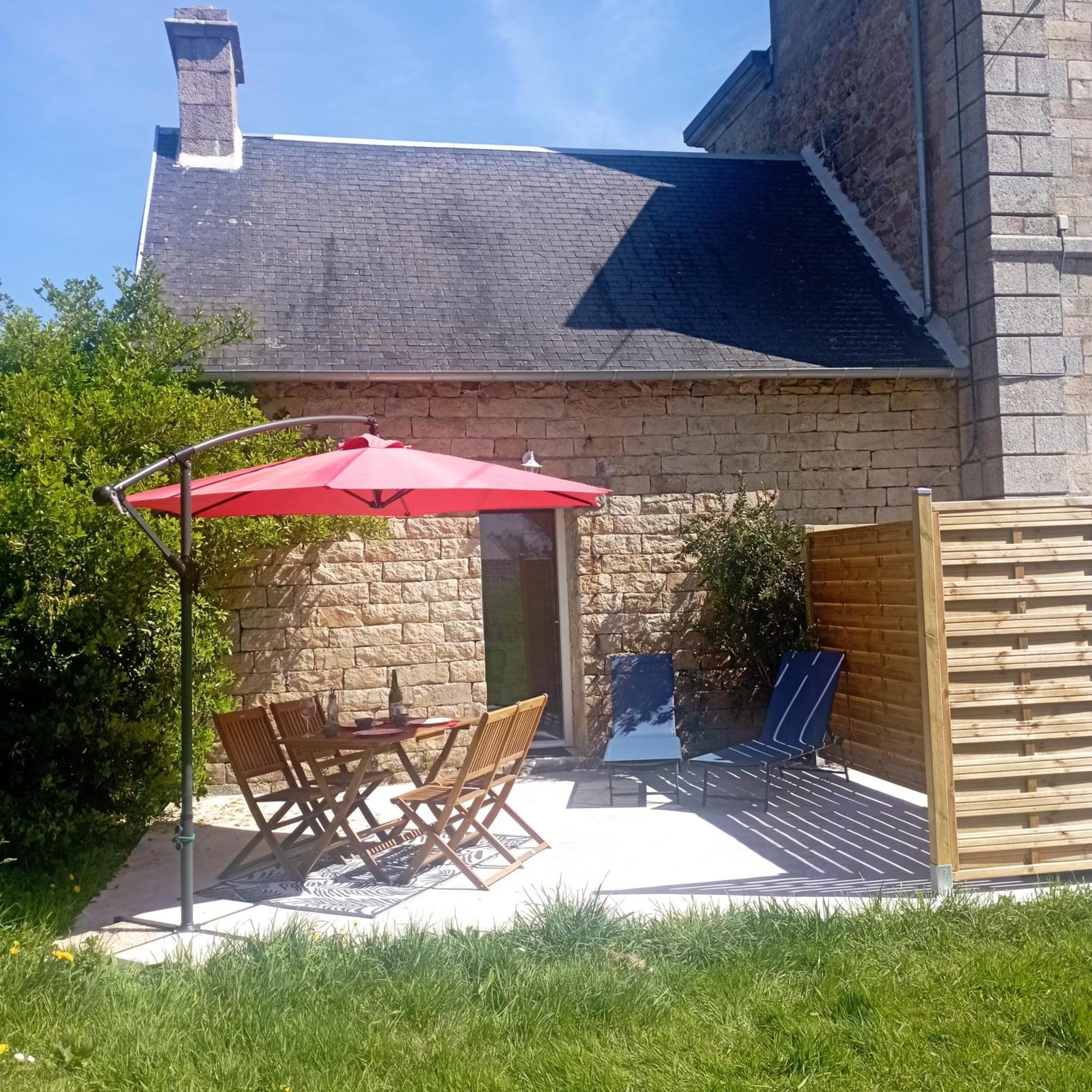 Cosy 3 Etoiles A 25 Mn De La Cote De Granit Rose Hébergement de vacances Bégard