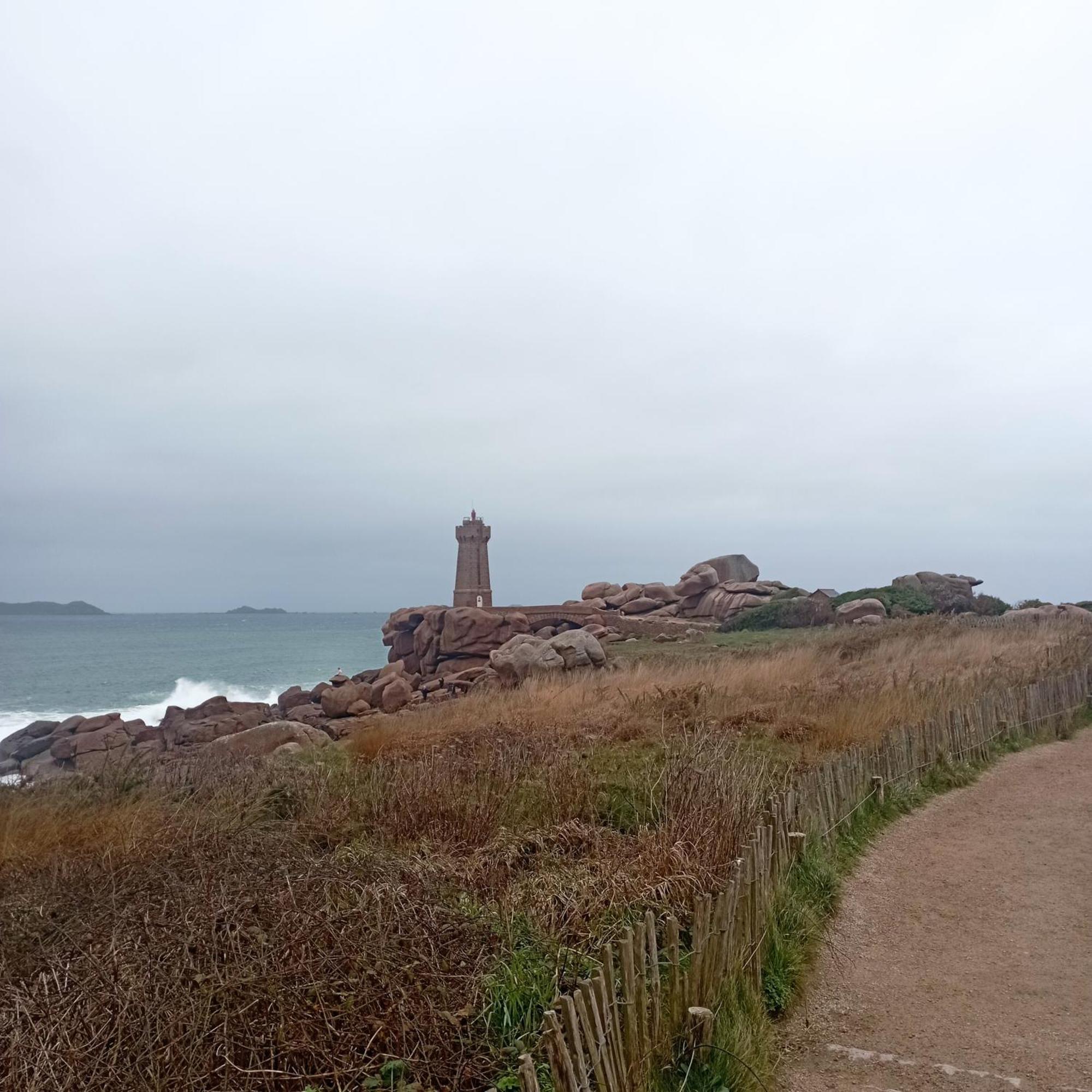 Cosy 3 Etoiles A 25 Mn De La Cote De Granit Rose *